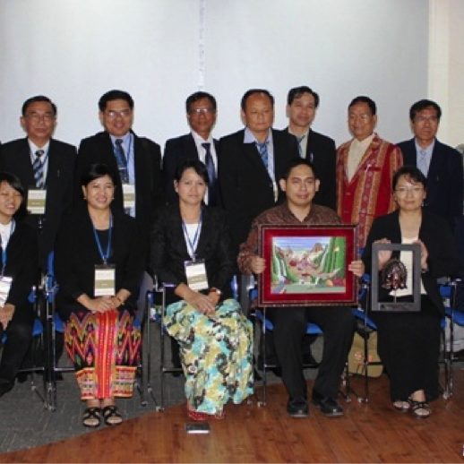 Kunjungan parlemen Myanmar Des 2014