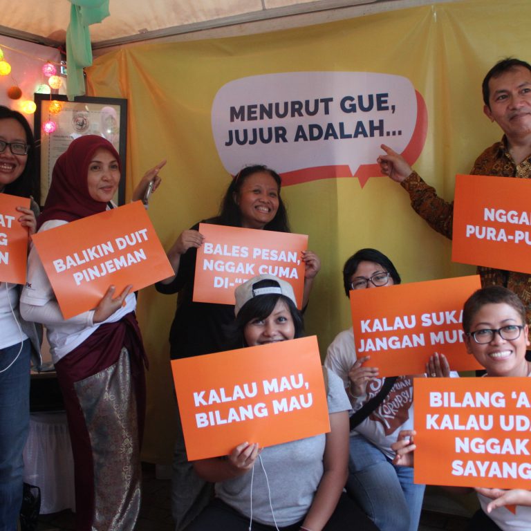 Saya perempuan anti korupsi