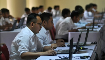 formasi khusus disabilitas pisau bermata dua-FN