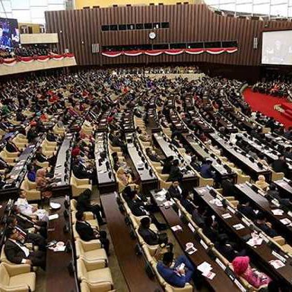 memperingati-hut-ri-ke-77-presiden-dan-wakil-presiden-hadiri-sidang-tahunan-mpr-dpr-dan-dpd-220816103218